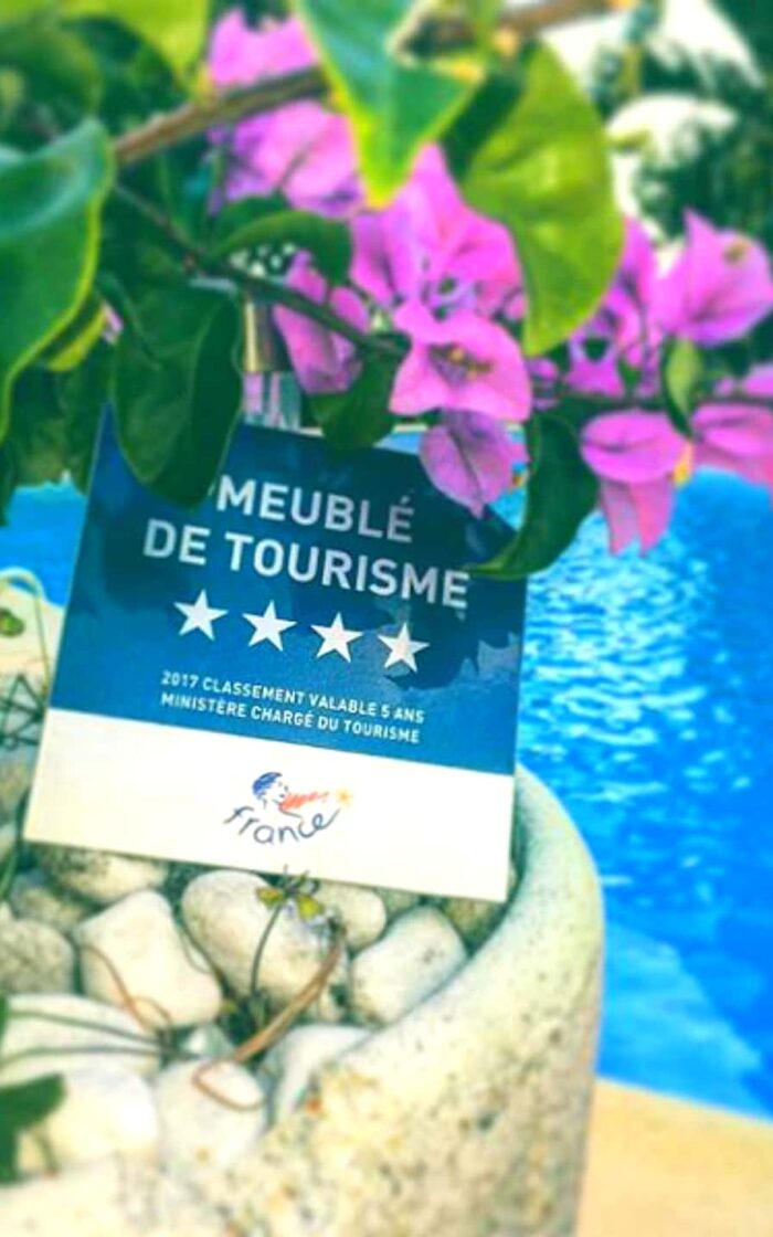 classement 4 * du meublé de tourisme les 3 soleils